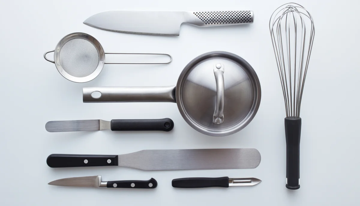10 ustensiles indispensables pour débuter en cuisine