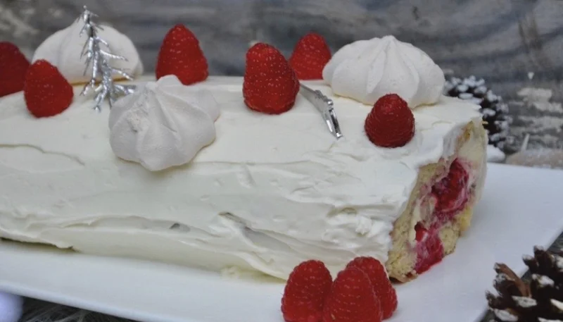 Bûche de Noël aux framboises