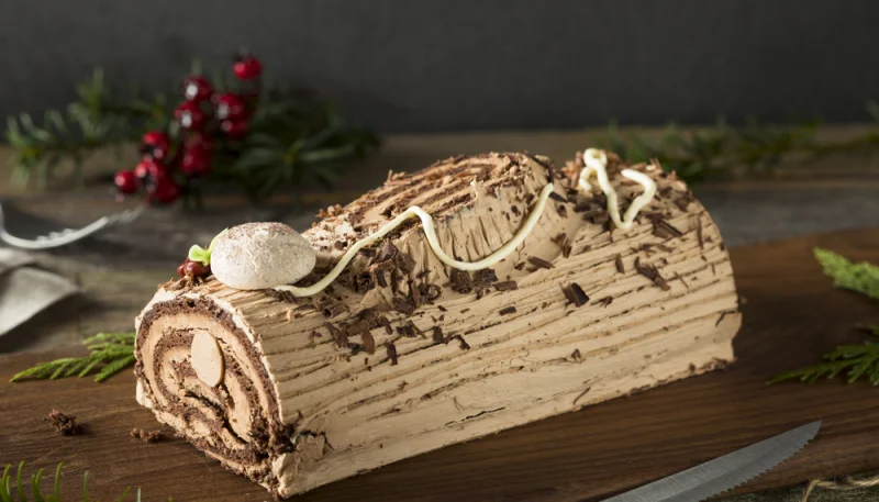 Bûche de Noël à la crème au beurre café