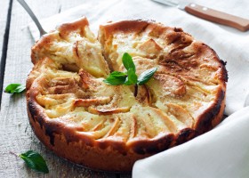 Gâteau ultra-moelleux aux pommes et aux amandes