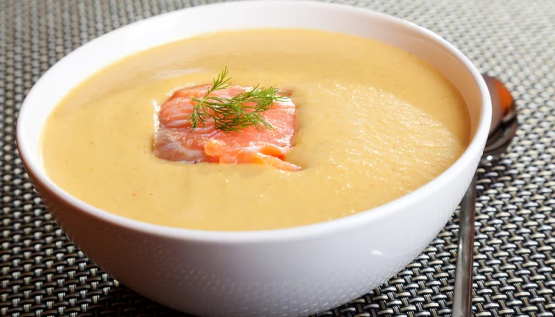 Crème de lentilles au saumon fumé