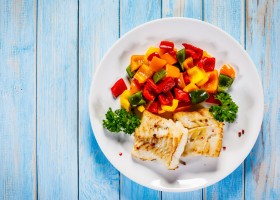 Filets de dorade aux trois poivrons