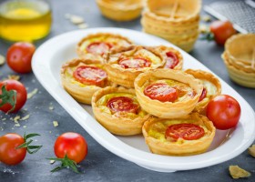 Mini-tartes aux tomates cerises