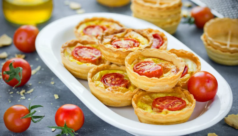Mini-tartes aux tomates cerises