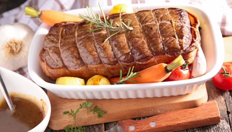 Rôti de boeuf aux carottes confites