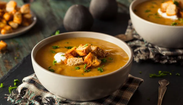 Velouté de potiron-coco et pain d'épices