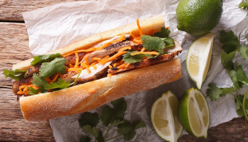 Bánh Mì au poulet