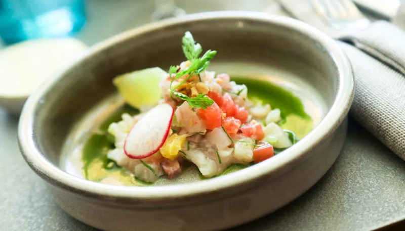 Ceviche de daurade à la pêche