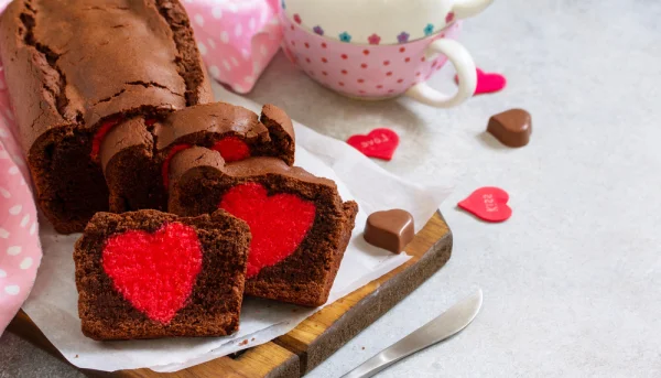 Gâteau au chocolat et son cœur surprise