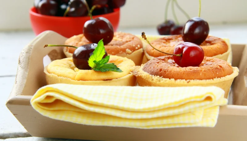Mini-cakes aux cerises (sans gluten)