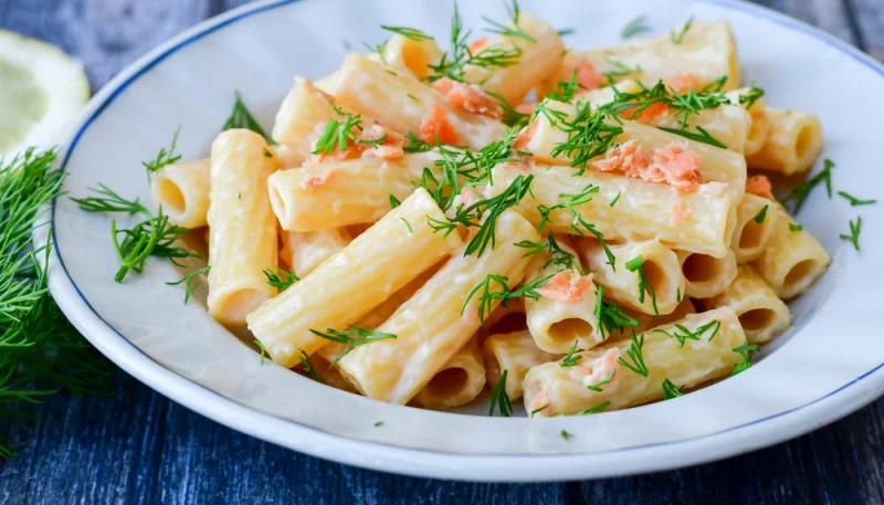 Pâtes au saumon et à l’aneth