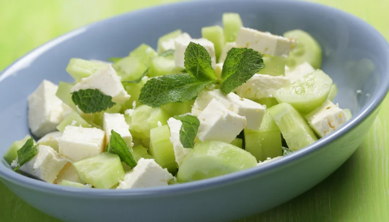 Salade de concombres à la menthe