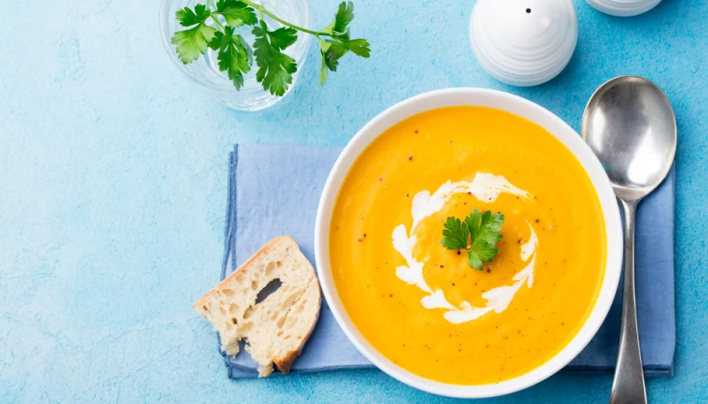 Soupe de concombre et carotte