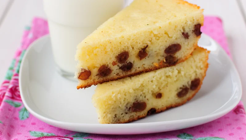 Gâteau de semoule aux fruits secs