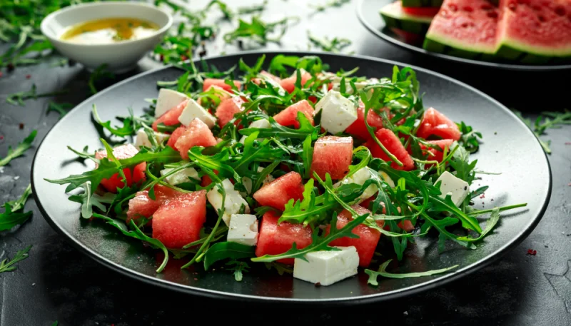 Salade roquette, melon, pastèque, feta et menthe