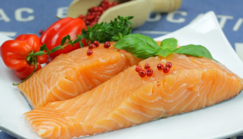 Pavé de saumon au basilic et au pesto