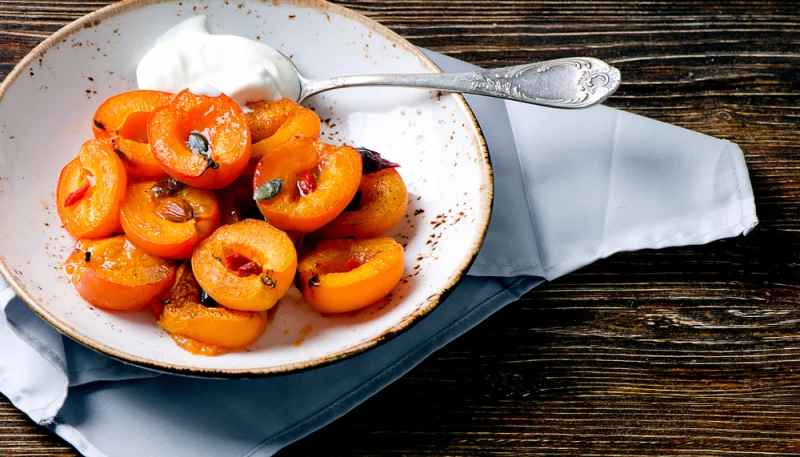 Abricots au sirop et aux épices
