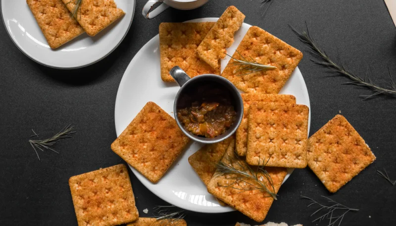 Biscuits apéritifs aux tomates, parmesan et origan