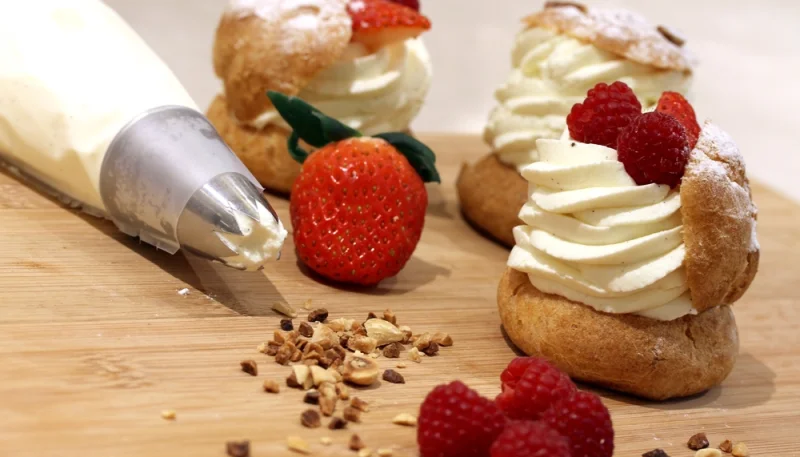 Chou à la crème fraises-framboises