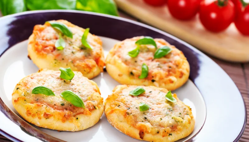 Mini-pizzas aux 2 fromages
