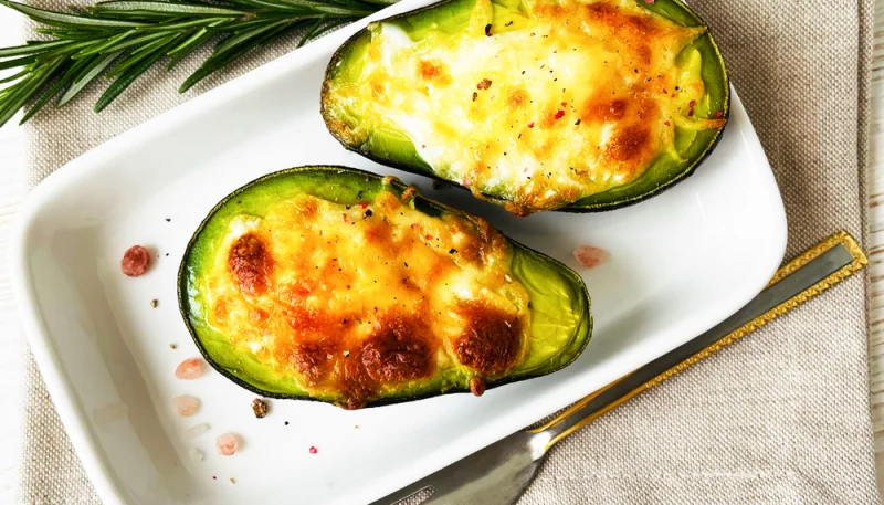 Avocats au saumon et au Picodon