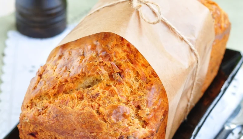 Cake au thon et tomate