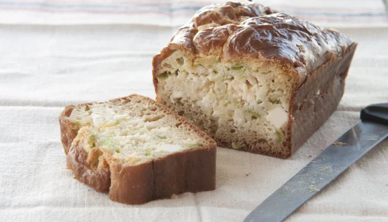 Cake au chèvre et poireaux
