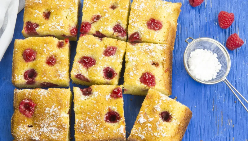 Brownie facile au chocolat blanc et framboises