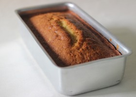 Cake au jambon, fromage et olives