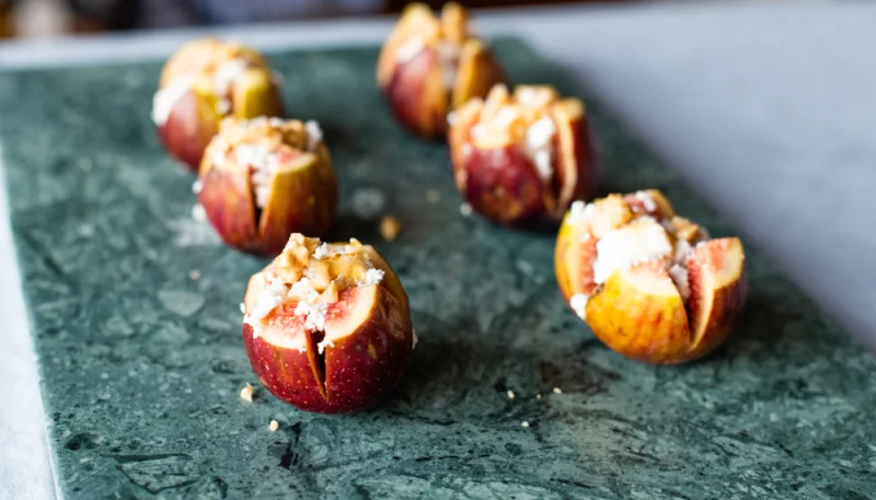 Figues farcies au carré frais