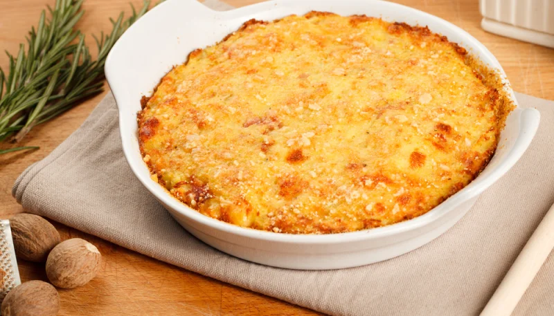 Gâteau de pommes de terre au lard fumé et au fromage