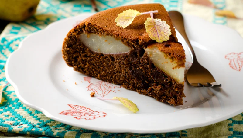 Gâteau renversé au chocolat et à la poire