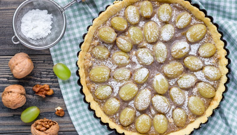 Tarte aux raisins et noix