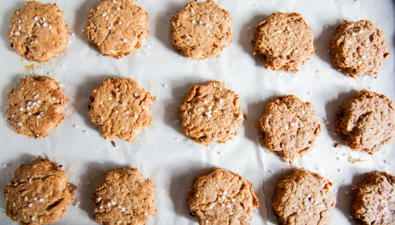Biscuits healthy à l'épeautre et au sésame