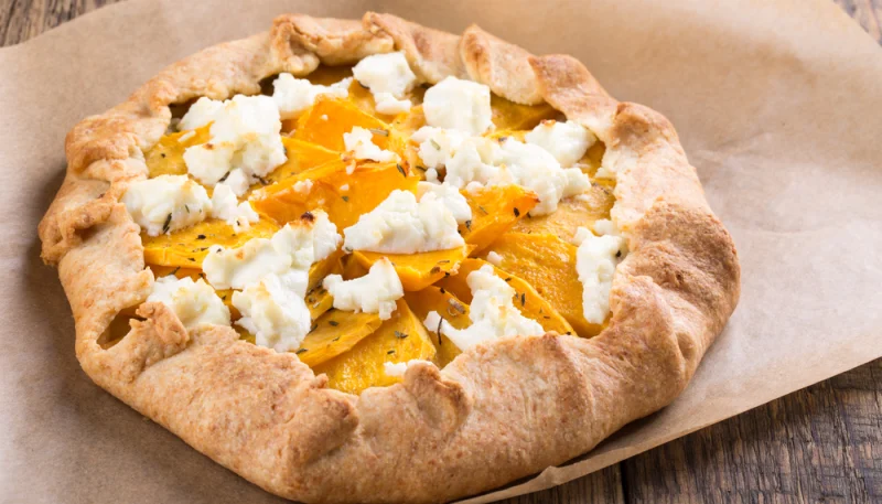 Tarte rustique à la courge butternut et feta