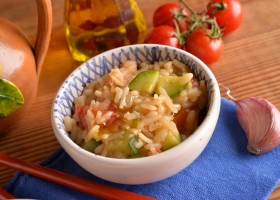 Riz aux courgettes et à la tomate