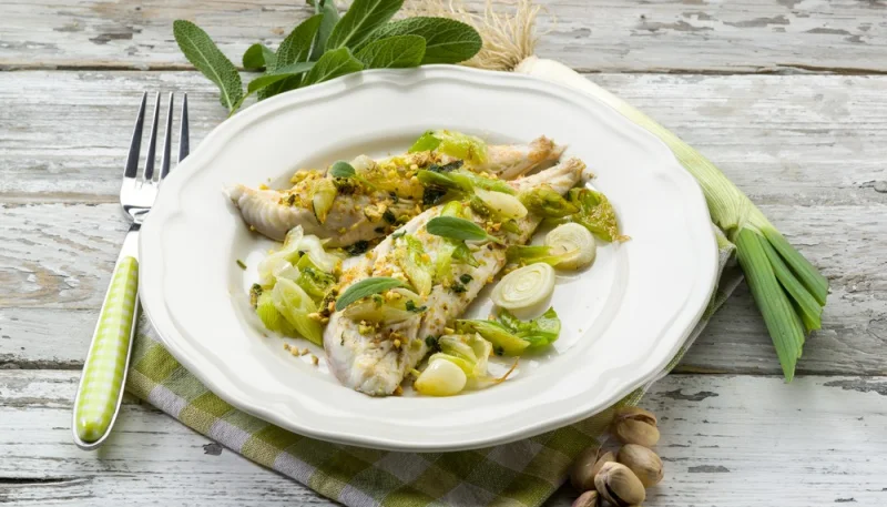 Filets de lieu jaune et fondue de poireaux