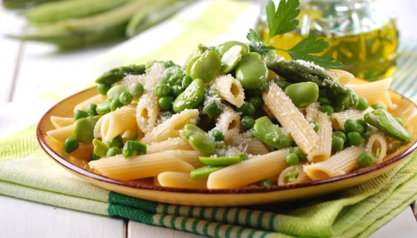 One pot pasta aux légumes de printemps et parmesan