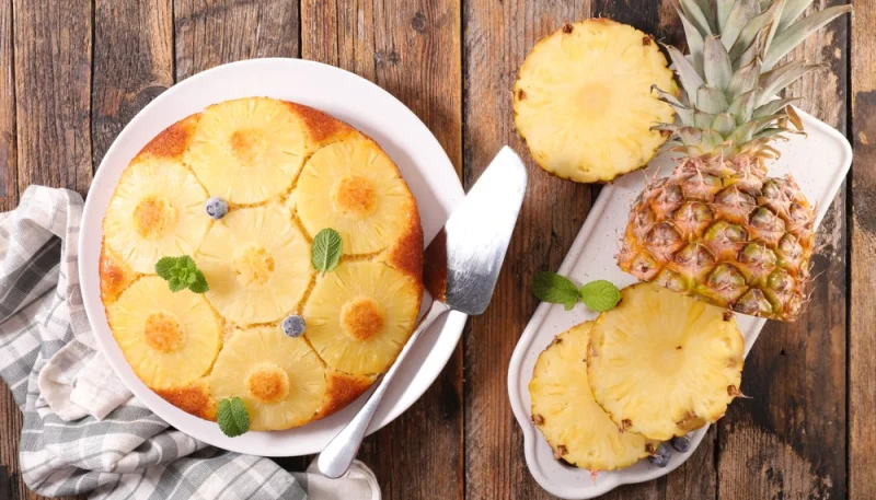 Gâteau à l’ananas et aux kiwis