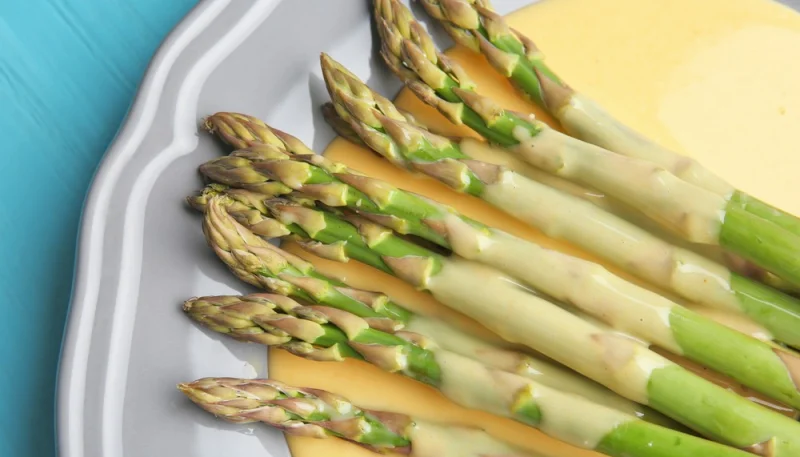 Sauce pour asperges vertes