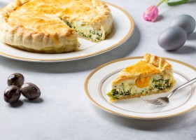 Tourte de Pâques aux épinards et œufs
