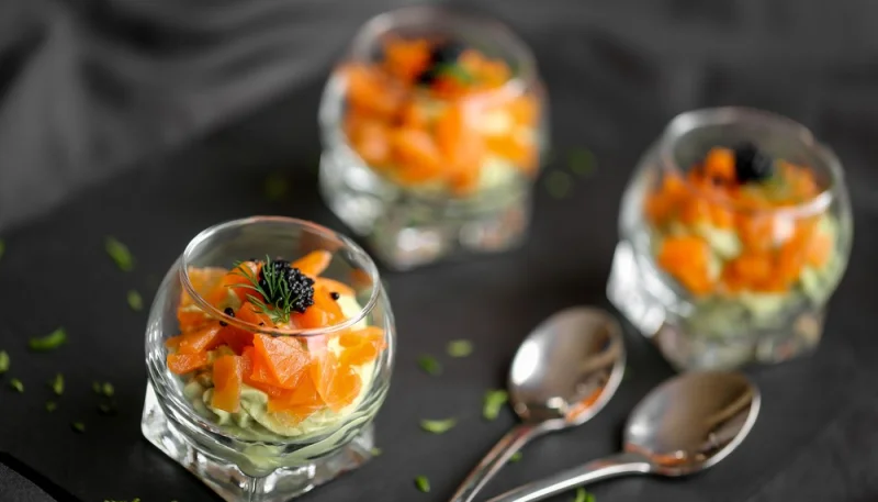 Verrines d'asperges au saumon 