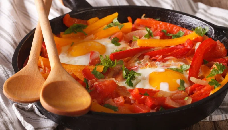 Piperade aux oeufs