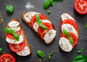 Bruschetta tomate mozzarella