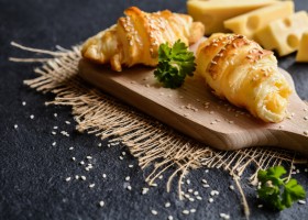 Croissants au fromage