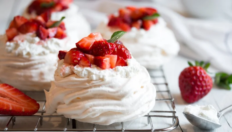 Pavlova à la fraise