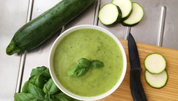 Purée de courgette bébé (dès 4-6 mois)