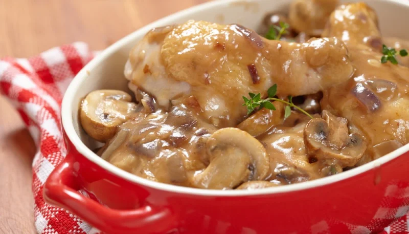 Cuisses de poulet aux champignons et au parmesan