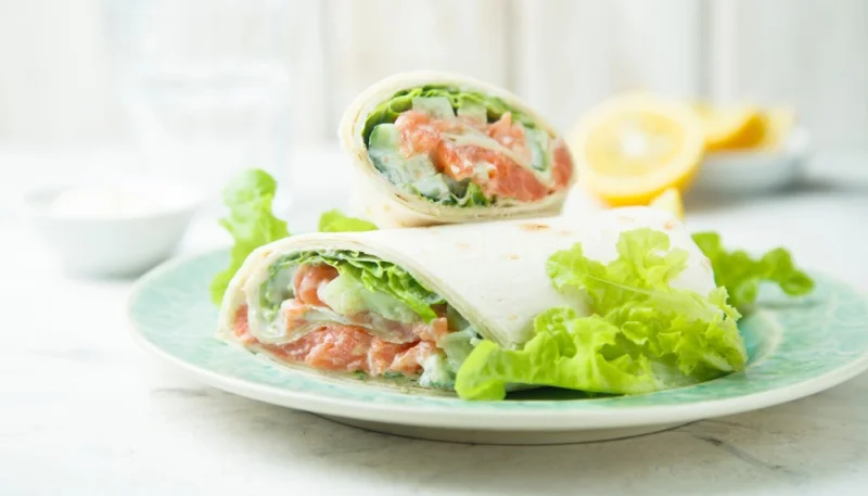 Wrap saumon concombre
