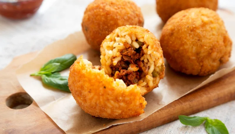 Arancini bolognaise